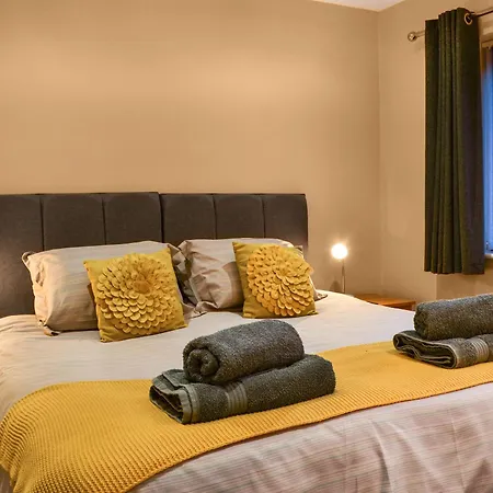 Little Acres Holiday home *