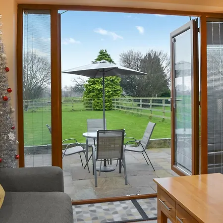 Holiday home Little Acres *