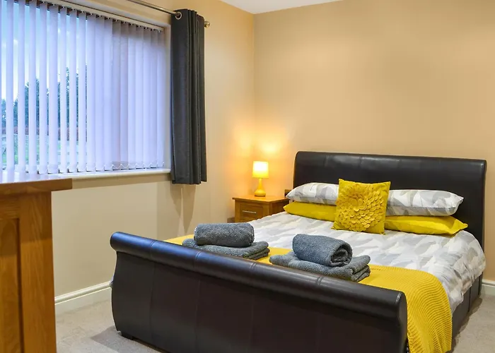 Little Acres * Cawood